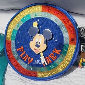 Disney Parks Harveys Crossbody/backpack
